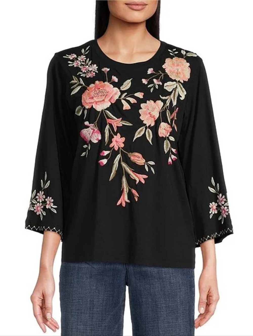 JOHNNY WASVienna Floral Embroidery Motif Long Kimono Sleeve Tee